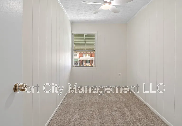 2025 Kelmore Rd #1 — Photo 21