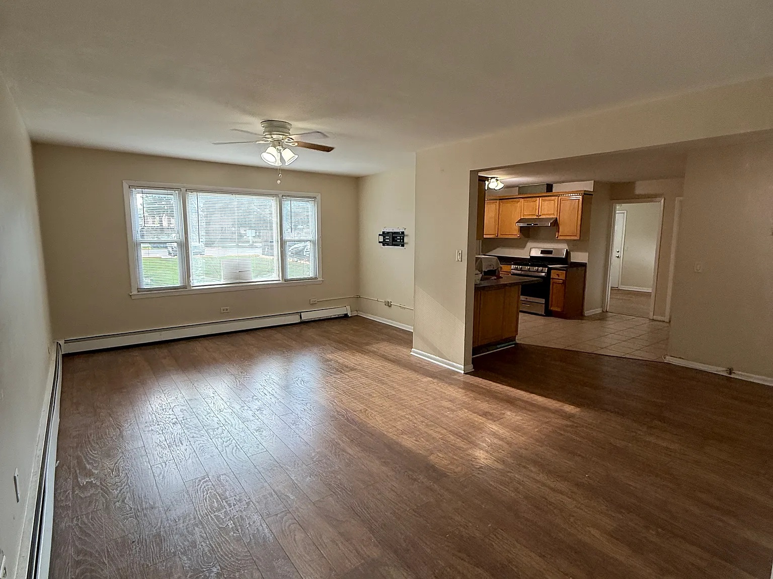 2 bed, 1100 sqft, $2,000 — Photo 4