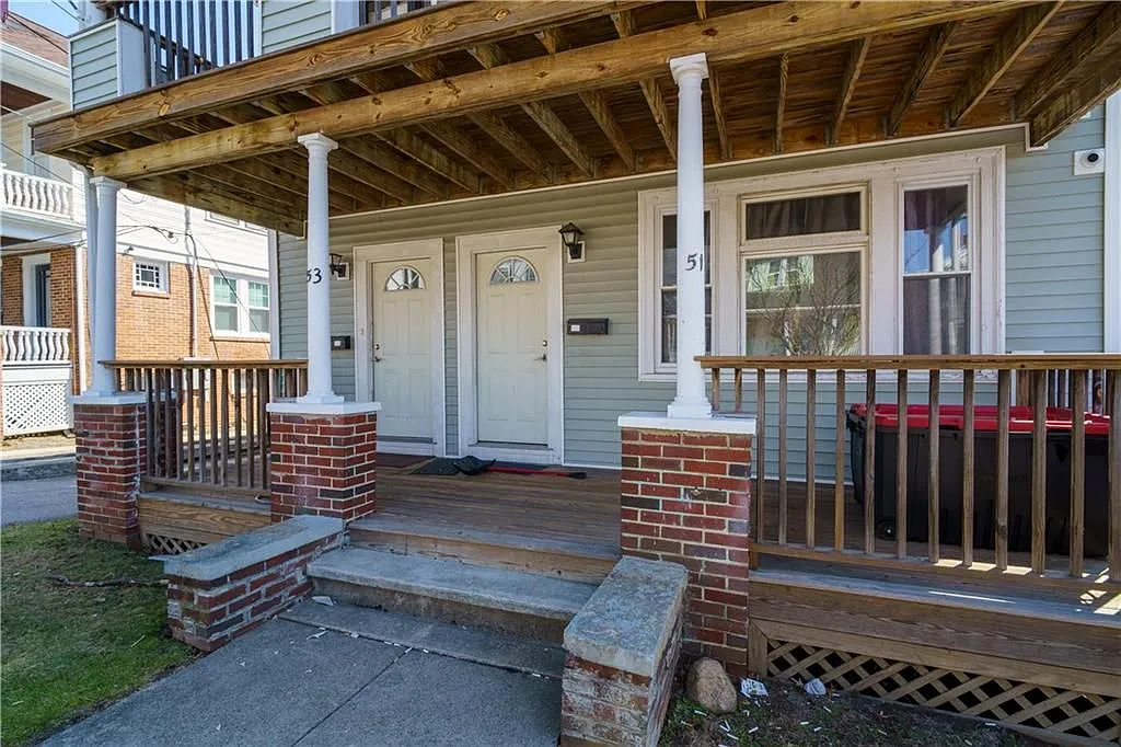 Building Photo - 51 Huxley Ave #2