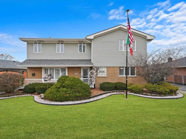 11024 S Menard Ave, Chicago Ridge, IL 60415