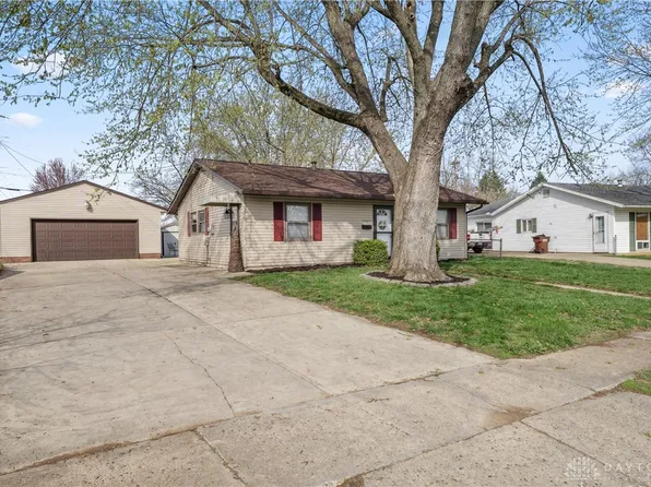1543 Rockwell Dr, Xenia, OH 45385