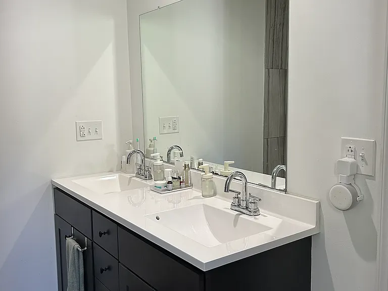 Double vanity