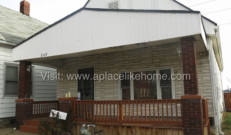 1st image of 207 Orchard St