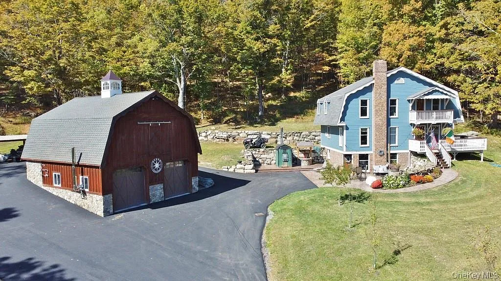 575 Roosa Gap Road photo 1