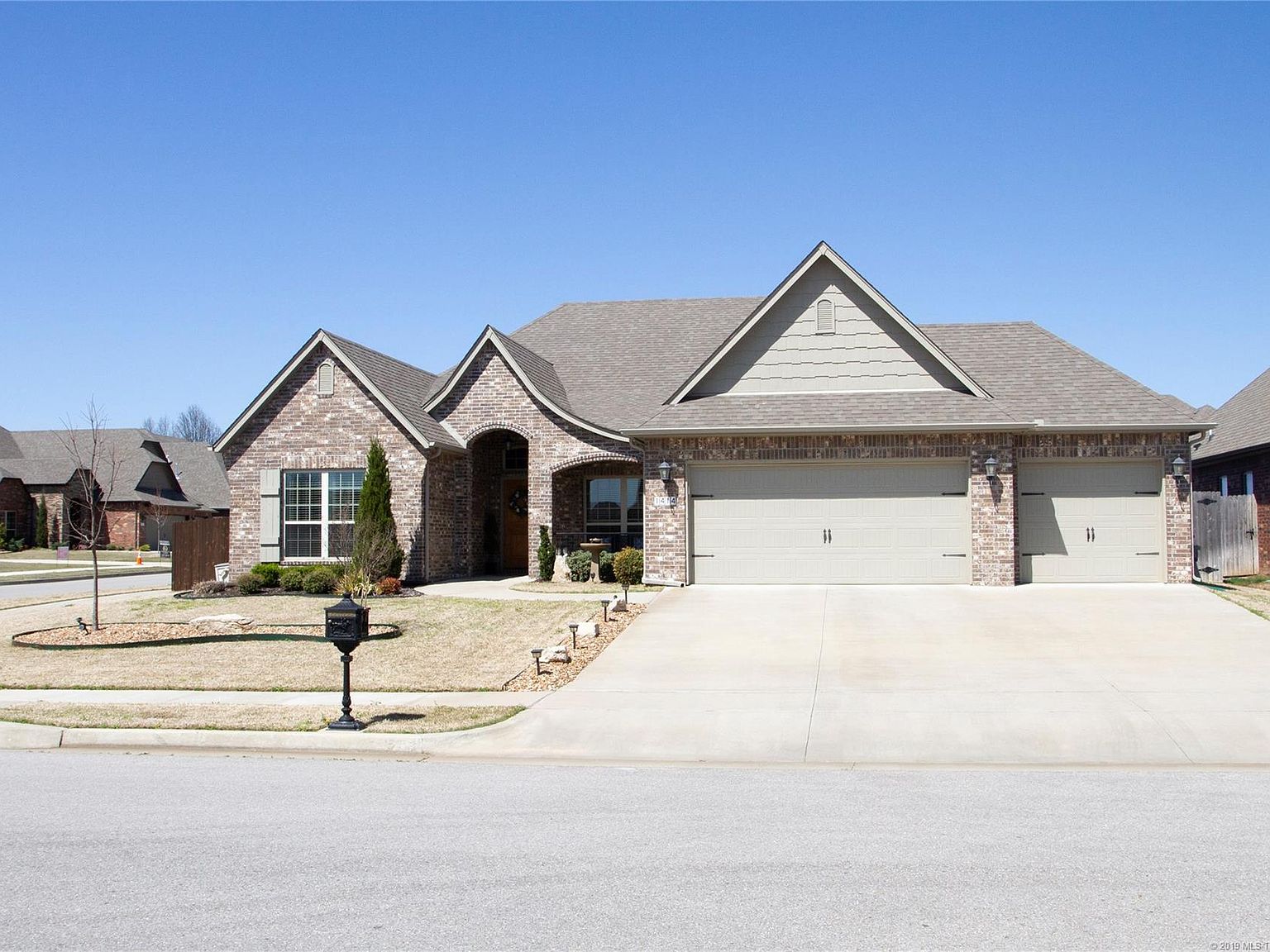 1414 E Boston Ct Broken Arrow Ok 74012 Zillow