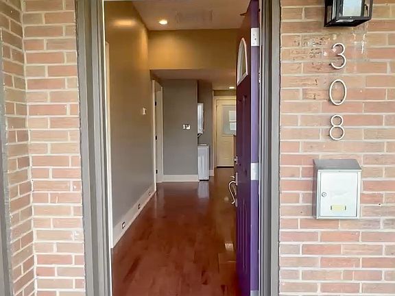 2nd image of 308 Douglas Ave