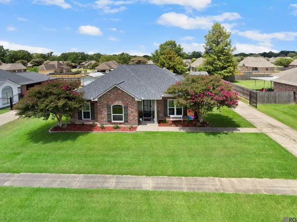 6153 Windwood Dr, Zachary, LA 70791