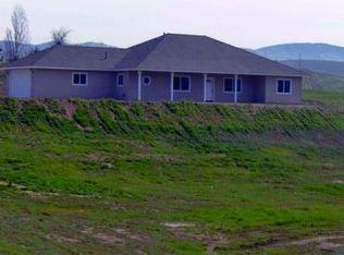 20674 Pinion Canyon Dr, Tehachapi, CA 93561