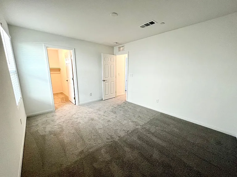 10937 Oregano Ave — Photo 30