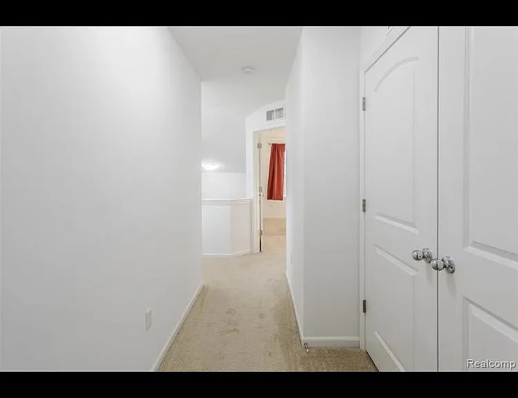 4585 Bradley Cir — Photo 7