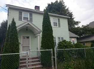 19 Alaric St, West Roxbury, MA 02132