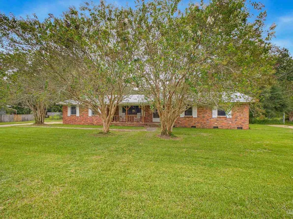 5710 Perkins St, Pensacola, FL 32526