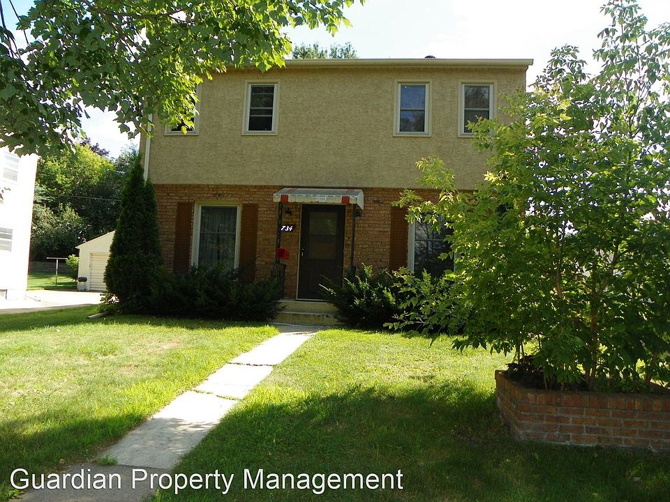1st image of 734 Idaho Ave E