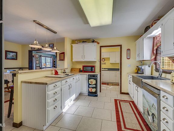 21st image of this home