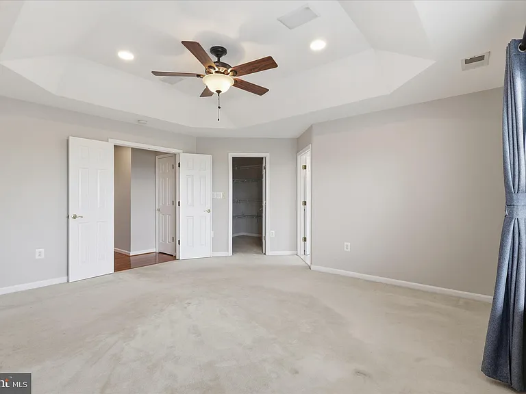 812 Sydney Ter NE — Photo 23