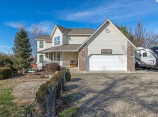 370 Cricket Ln, Sunnyside, WA 98944