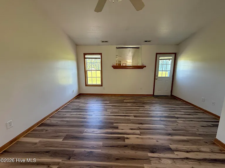 121 Arabian Ln #A — Photo 6