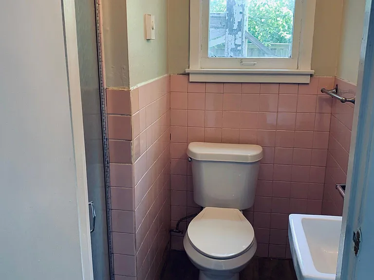 3747 1/2 Paxton Ave #3747 PAXTON AVENUE — Photo 9