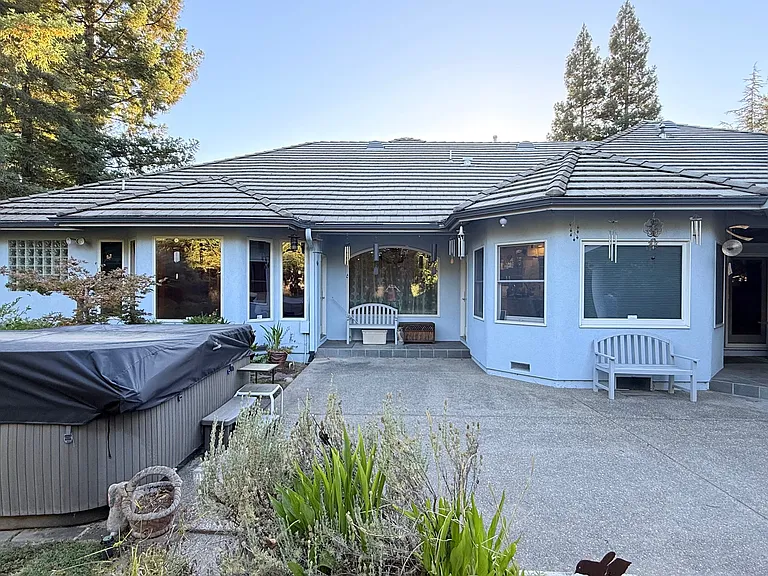 1740 Cathay Way — Photo 9