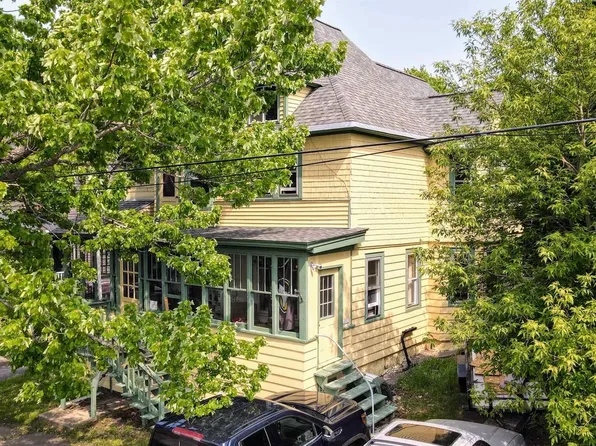 803 Elm St #2, Hancock, MI 49930