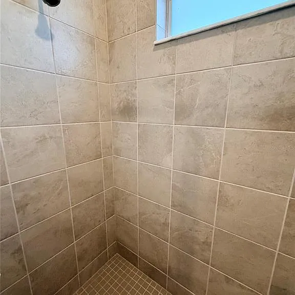 8057 Shore Lake Dr — Photo 30