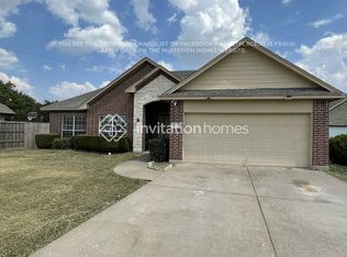2176 Rogers Ave, Lancaster, TX 75134