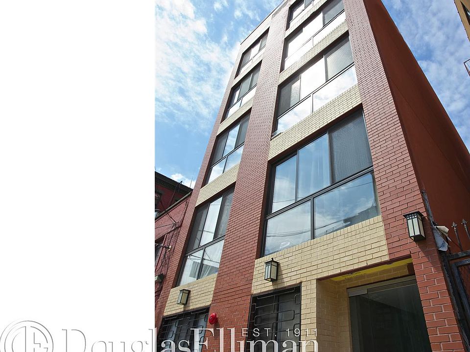 1st image of 302 Throop Ave