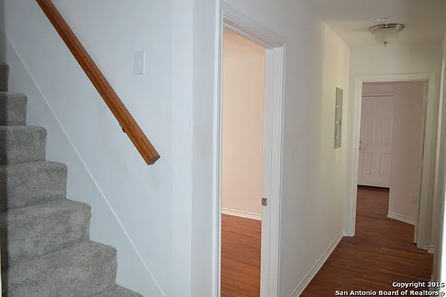 1812 Mardell St — Photo 8