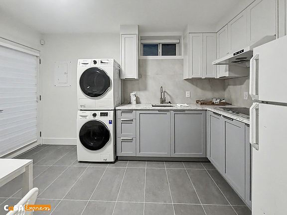 2nd image of 8X Warwick Ave N