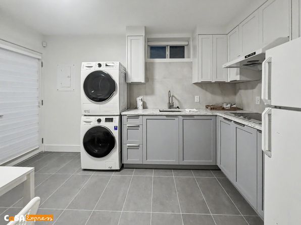 2 bedroom rental in Burnaby — photo 2