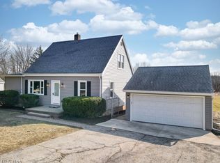 216 N Thomas Rd, Tallmadge, OH 44278