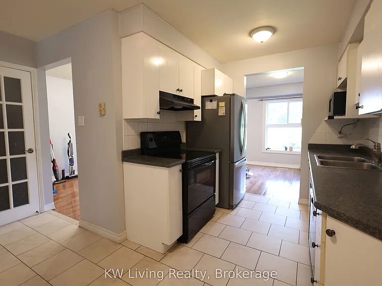3351 Hornbeam Cres #68 — Photo 10