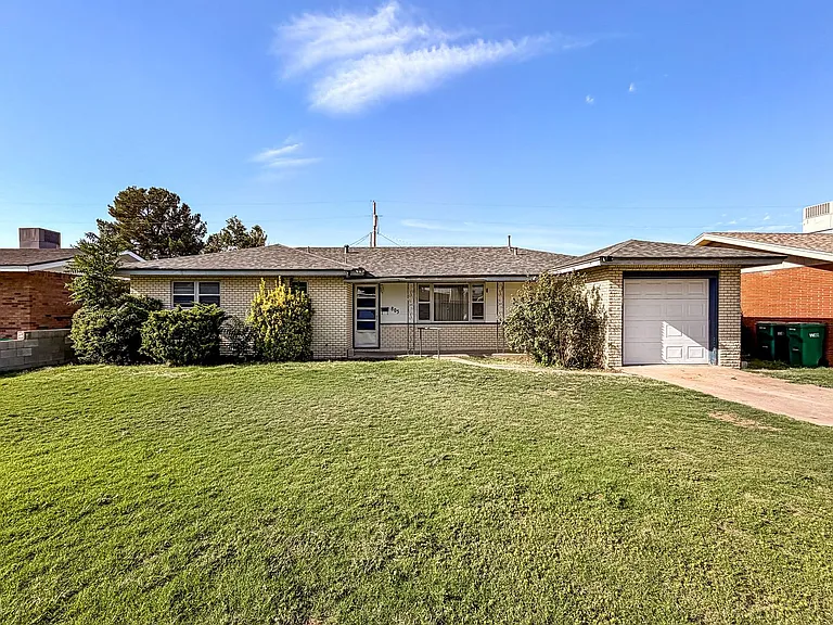 805 W Gore Ave — Photo 1