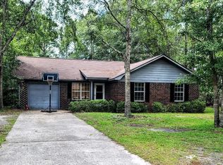 34 Kevin Rd, Hinesville, GA 31313