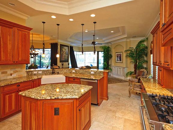 5th image of 7345 Bella Foresta Pl