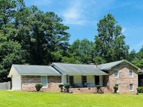 4748 Woodland Forrest Dr, Tuscaloosa, AL 35405