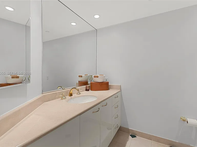 19955 NE 38th Ct #701 — Photo 23