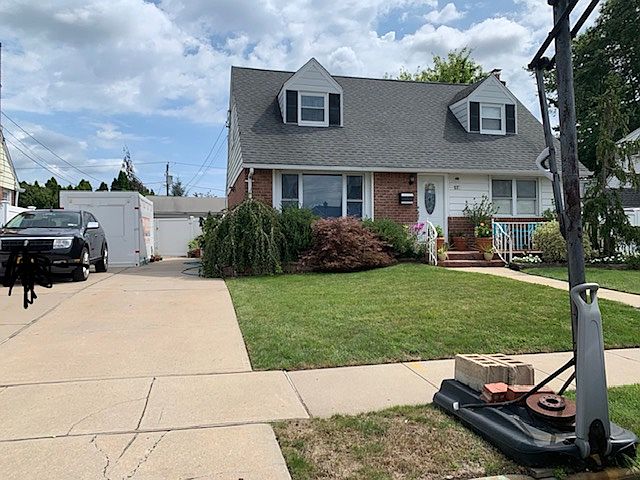 1st image of 178 Ronni Dr