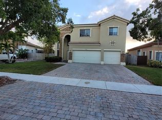 9508 SW 221st Ln, Cutler Bay, FL 33190