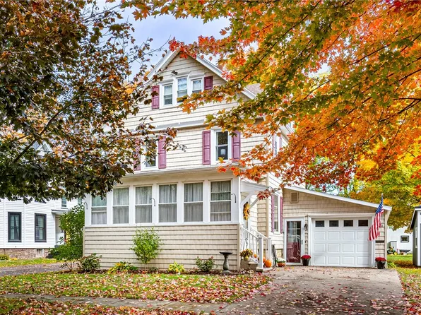 7 Ray St, Holley, NY 14470
