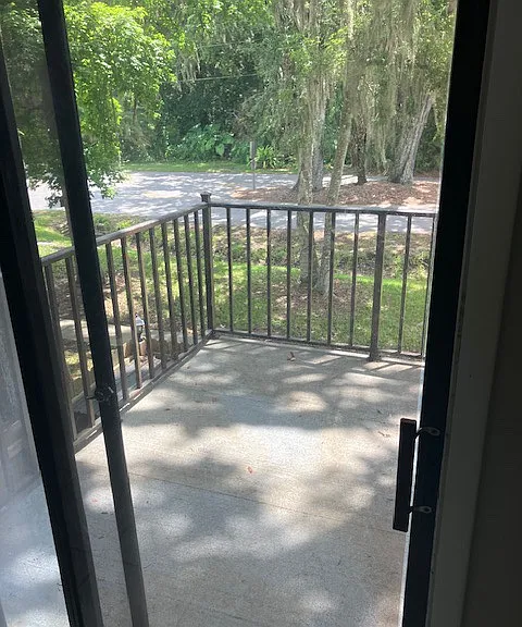 70 Springwood Sq — Photo 12