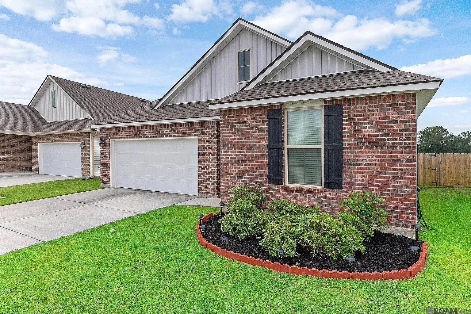 3 bed, 1510 sqft, $2,300 — Photo 1