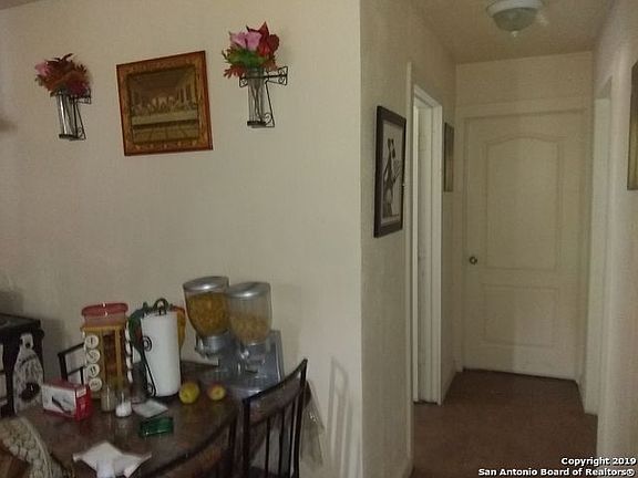 3rd image of 214 N San Horacio Ave