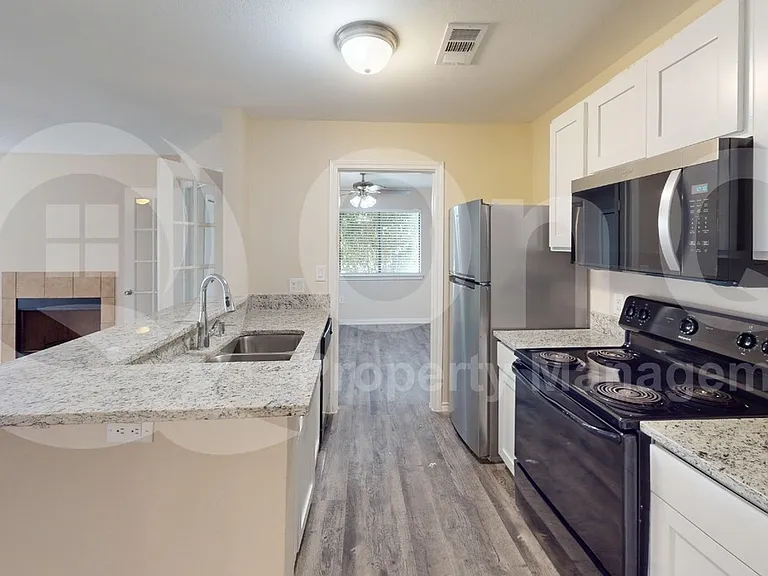 9837 Walnut St #103 — Photo 2