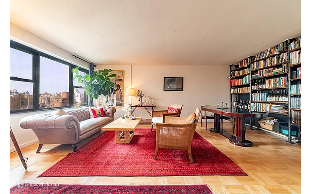 Rented by Douglas Elliman | media 8