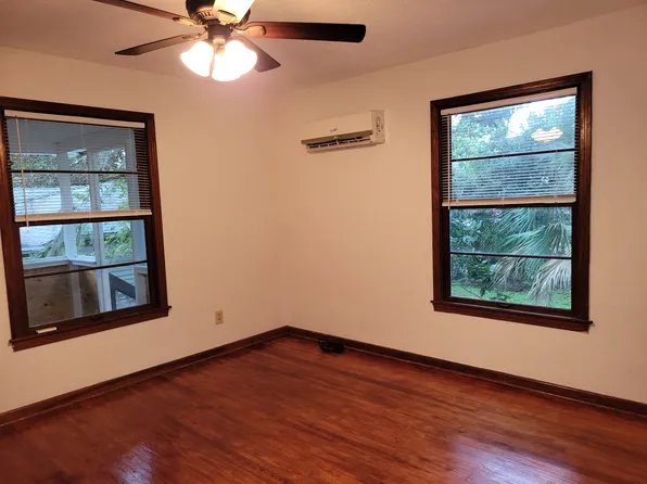 824 NW 11th Ave, Gainesville, FL