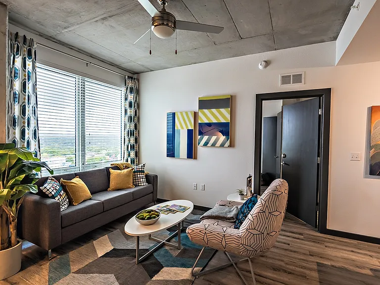 Livingroom 2Signature 1909 - Luxury Off-Campus Apartments Near University of Texas Austin UT - 1909 Rio Grande Street