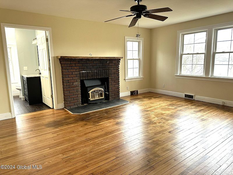 2nd image of 6 Bullis Drive