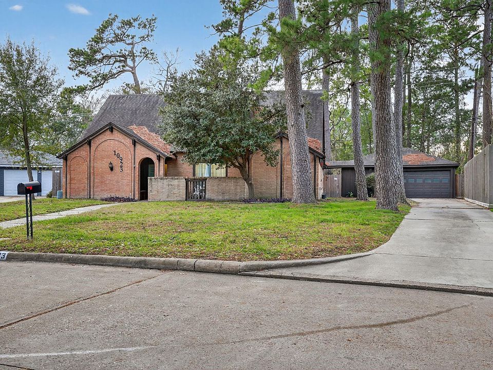 1st image of 10923 Creektree Dr