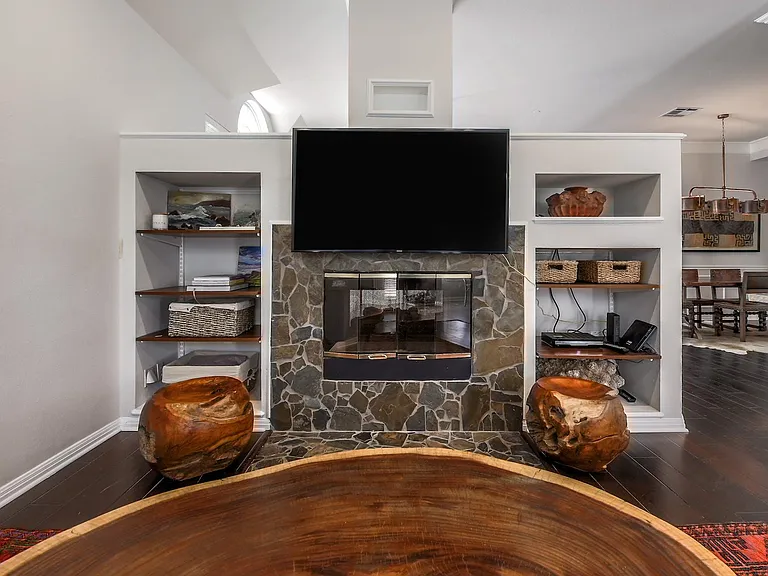 9935 Barbrook Dr — Photo 10